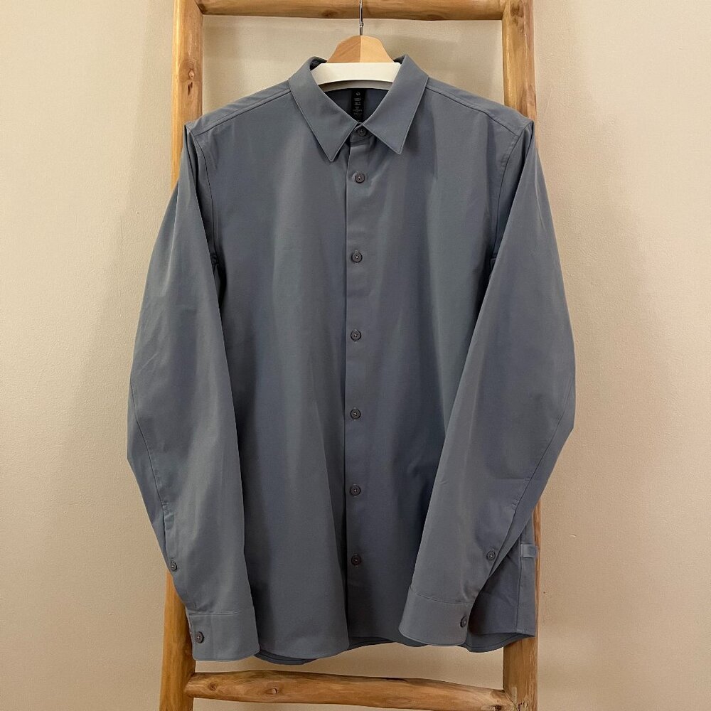 Lululemon | Men's Button Down Shirt | Size: Large